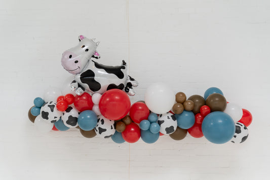 Moo Cow Balloon Garland